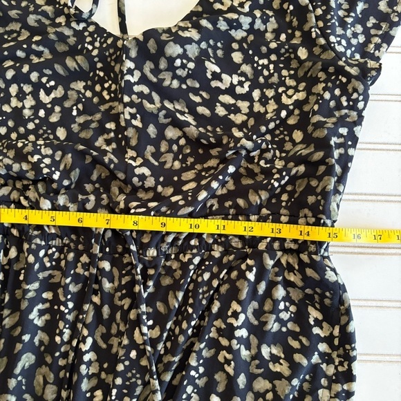 Tommy Bahama Women's Wild One Short-Sleeve Jumpsuit, Multi, Medium - Picture 6 of 12